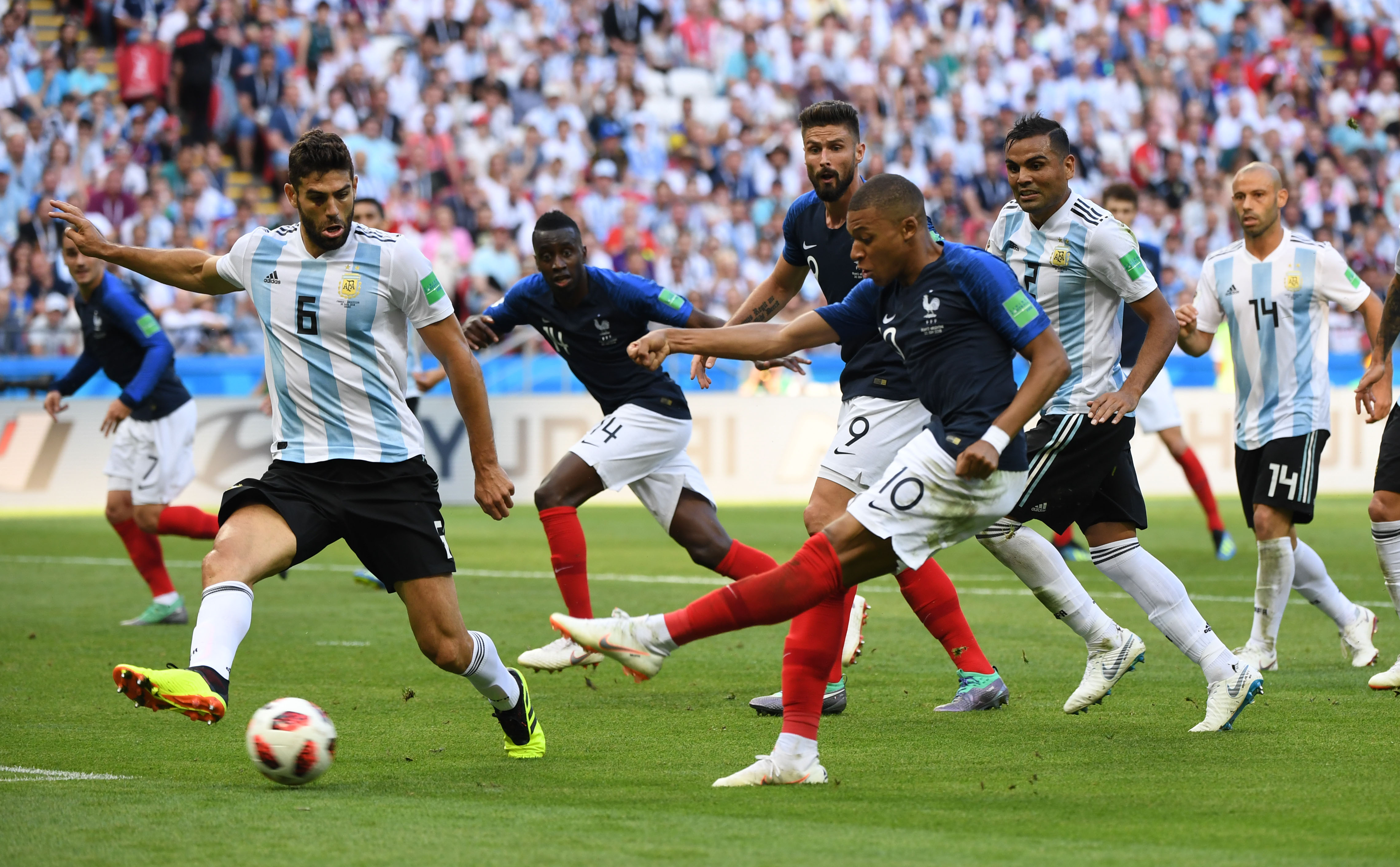 法国队备战克罗地亚，姆巴佩急需进球