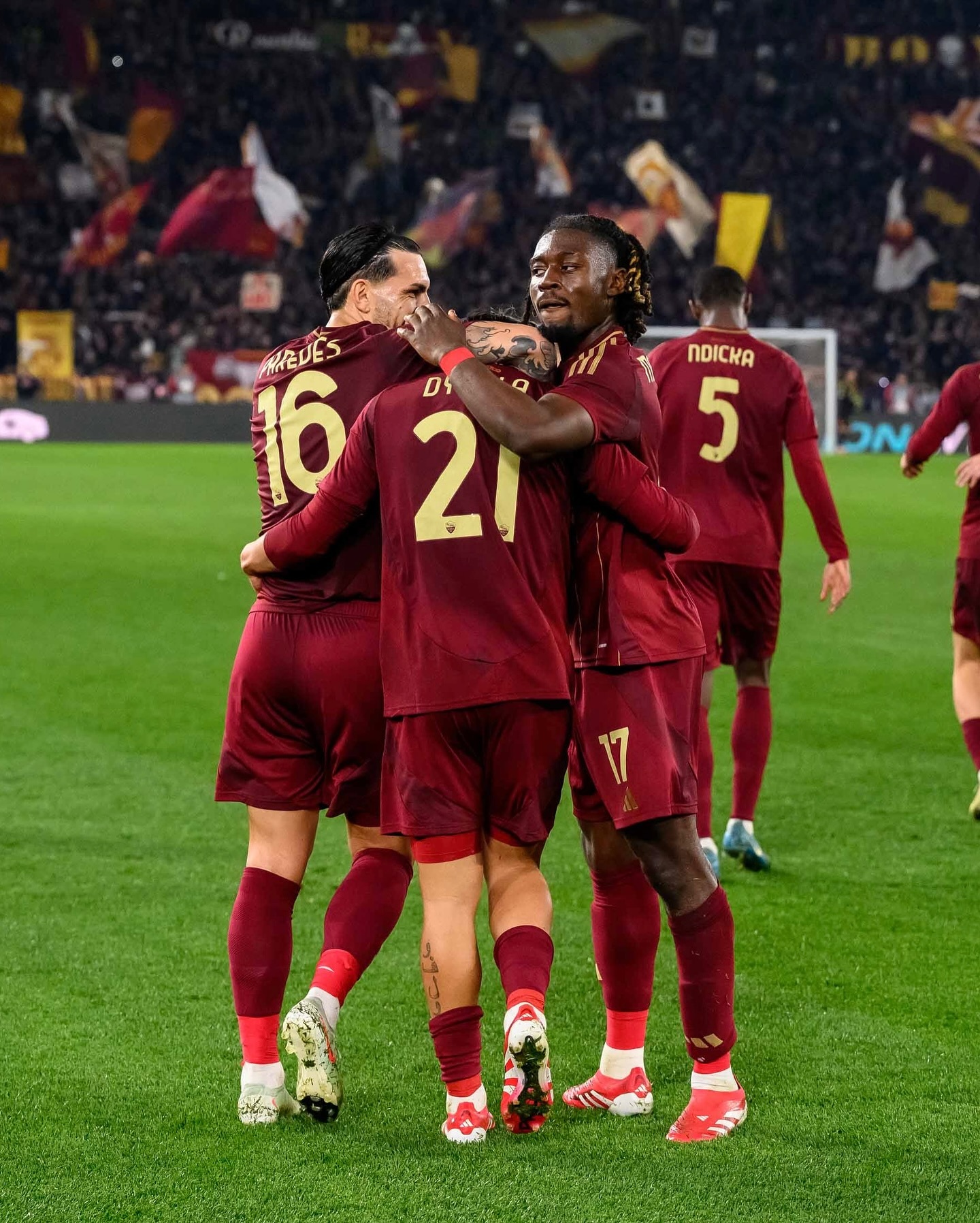 罗马惊险遭遇,欧冠战事故障不断 罗马惊险遭遇,欧冠战事故障不断