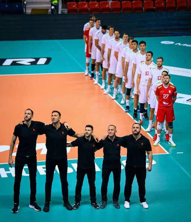 卢森堡男排在比赛中发挥出色 卢森堡男排在比赛中发挥出色