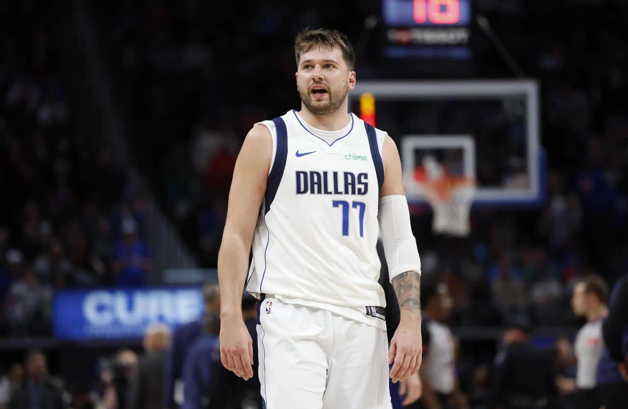 独行侠遭遇分逆转,东契奇独中分 独行侠遭遇分逆转,东契奇独中分