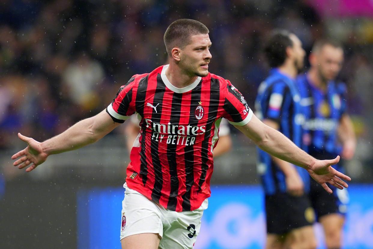 关于AC米兰主场得胜,豪取三分的信息 关于AC米兰主场得胜,豪取三分的信息