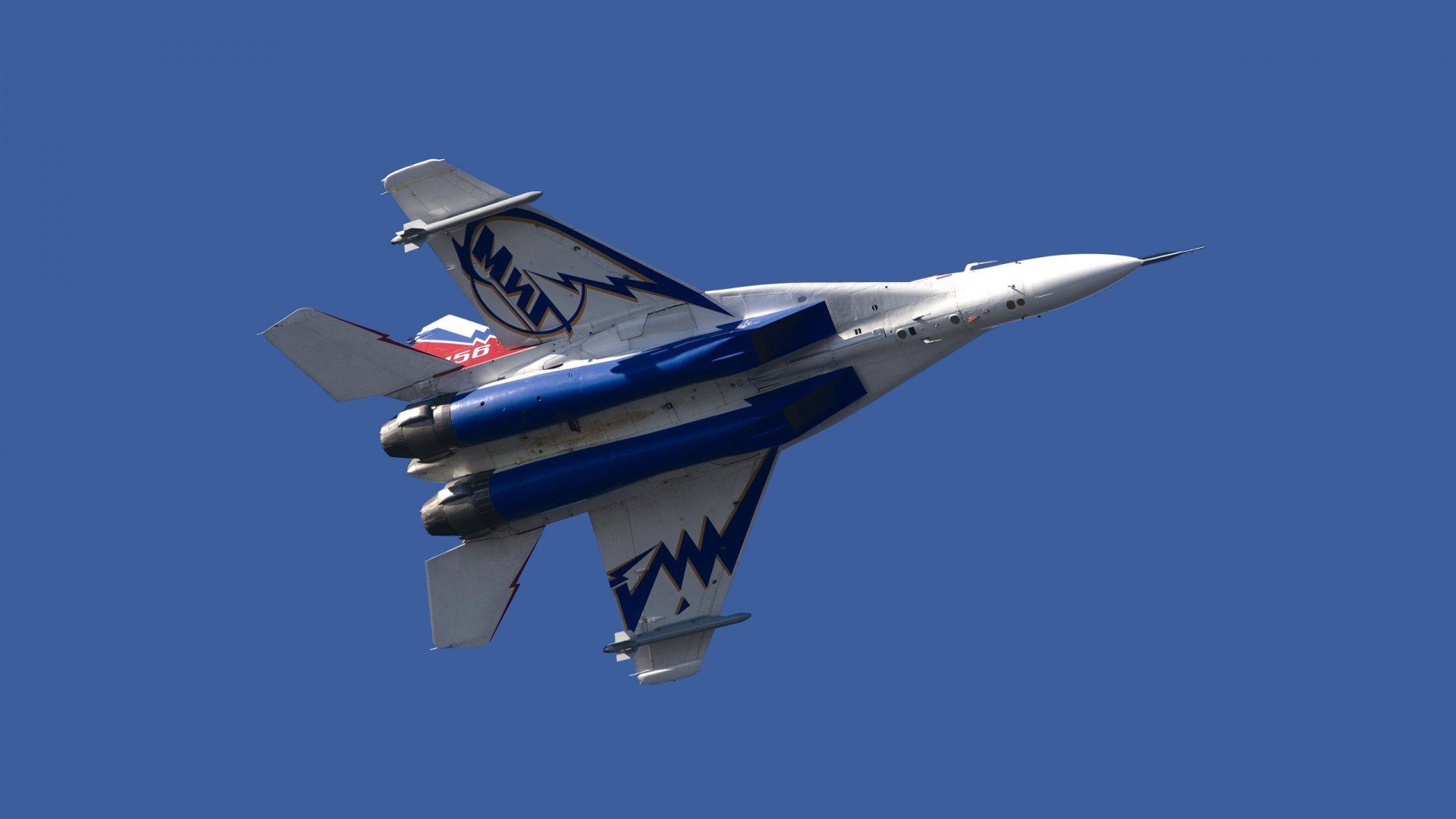 莱万一击定乾坤!韩国苦战伊拉克,巨星改写剧本